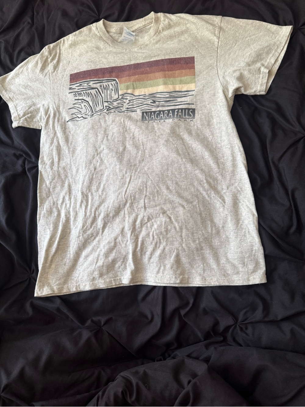 Delta Cream Short-Sleeve Niagara Falls Graphic Tee